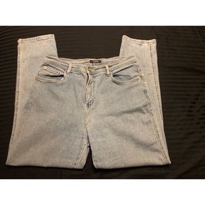 Bill Blass High Waisted Mom Jeans Size 14